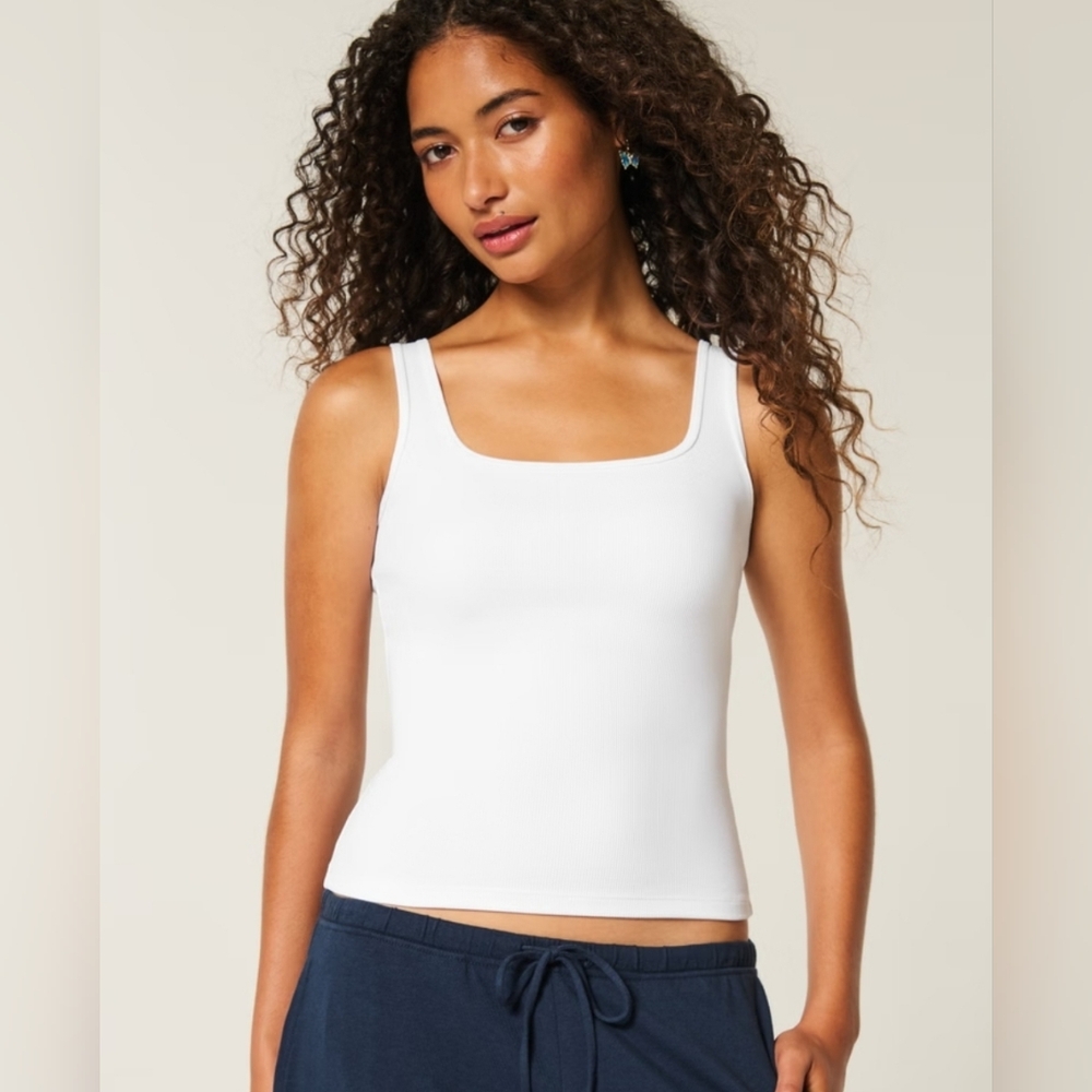 NWT Hollister Ribbed Seamless Fabric Square-Neck Tank, Size S